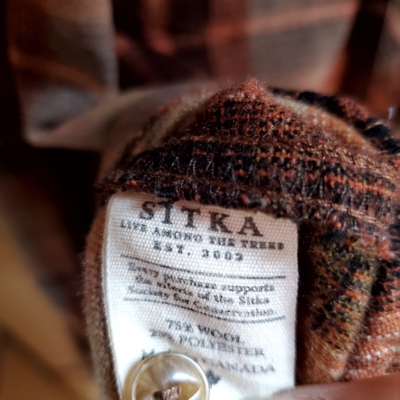 Sitka Wool Blend Brown Plaid Shirt size Medium - Picture 5 of 7